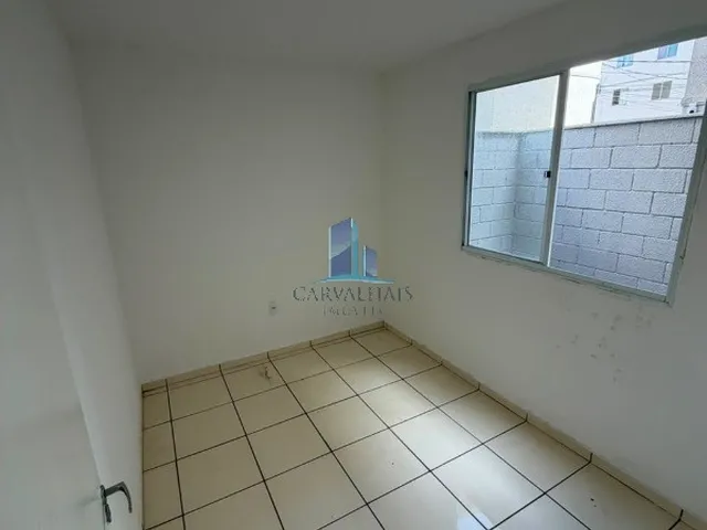 Imagem 2: Apartamento à venda em Contagem-MG, bairro Donato: 2 quartos, 1 sala, 1 banheiro, 1 vaga