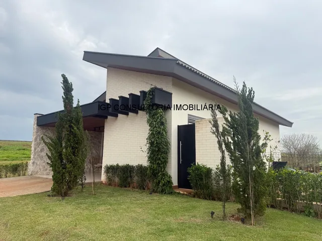 Imagem: Casa em Condomínio à Venda em Elias Fausto-SP