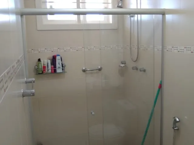 Imagem 14: Casa de Alto Padrão à Venda no Centro de Pelotas 337m², Suíte, Piscina e 4 Vagas