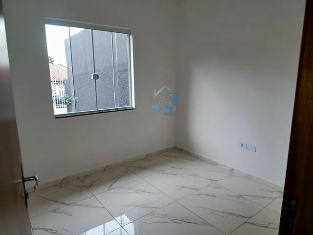 Imagem 12: Casa com àtico, com dois quartos à venda na região do Tatuquara, próximo à Rua