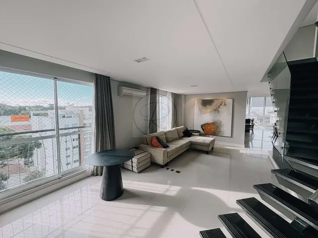 Imagem 1: Apartamento À Venda em Curitiba, Bigorrilho, com 3 Quartos, 179M²