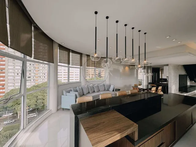 Imagem 9: Apartamento À Venda em Curitiba, Bigorrilho, com 3 Quartos, 179M²