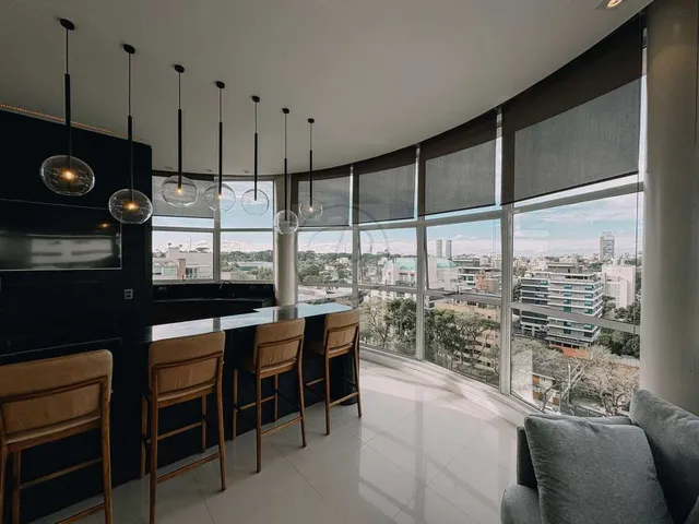 Imagem 10: Apartamento À Venda em Curitiba, Bigorrilho, com 3 Quartos, 179M²