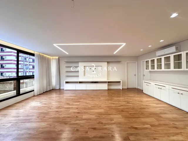 Imagem 3: Apartamento 4 suítes e 3 vagas com hobby box - Centro
