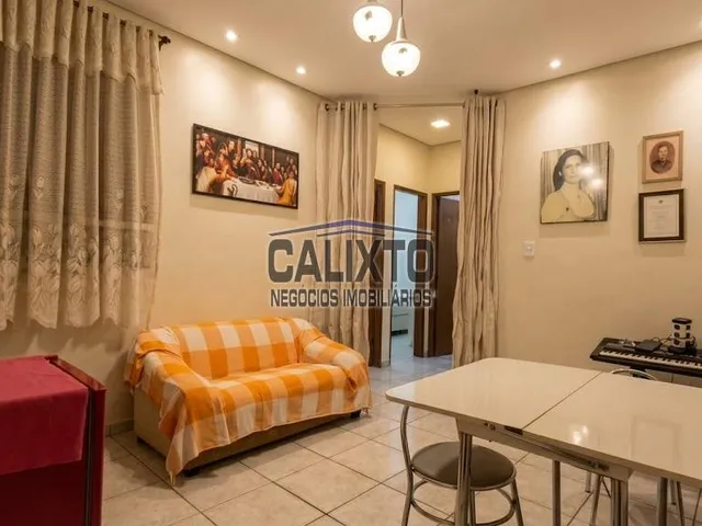 Imagem: O apartamento possui 2 Dormitórios, 1 Banheiro, 1 Vaga na