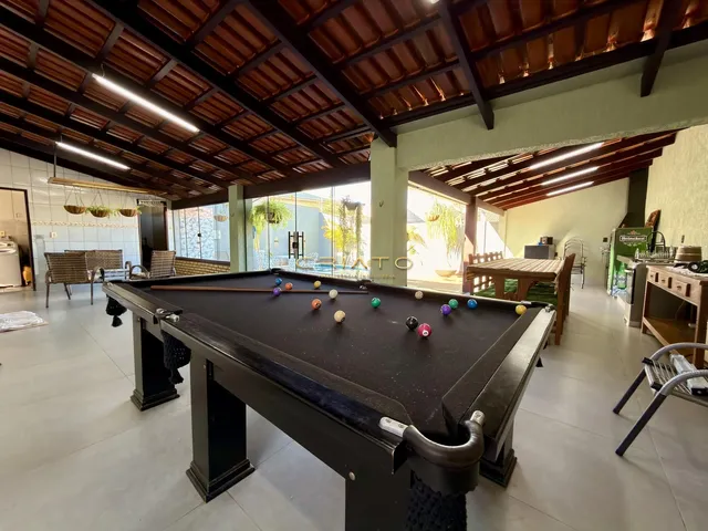 Imagem: Sobrado com 4 dormitórios à venda, 215m²
