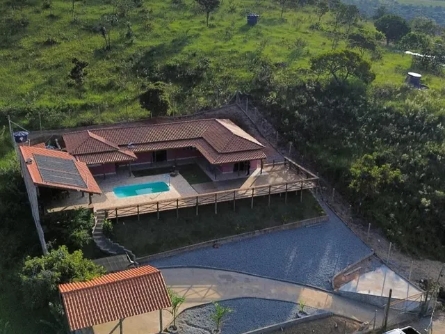 Imagem: SITIO RESIDENCIAL em ITATIAIUÇU - MG, POVOADO