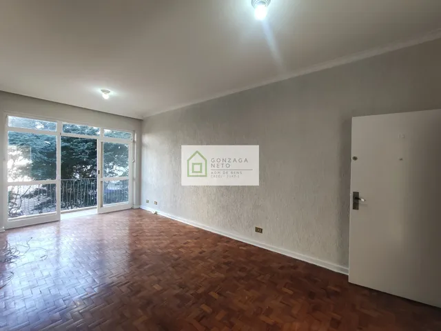 Imagem: O apartamento possui 3 Dormitórios, 1 Suíte, 2 Banheiros,