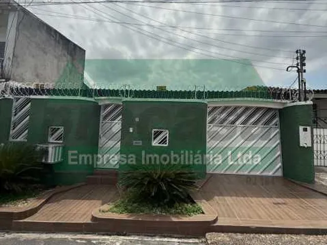 Imagem: IMPERDÍVEL /Casa de rua totalmente mobiliada