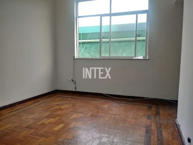 Imagem: Apartamento à Aluguel com 2 quartos no
