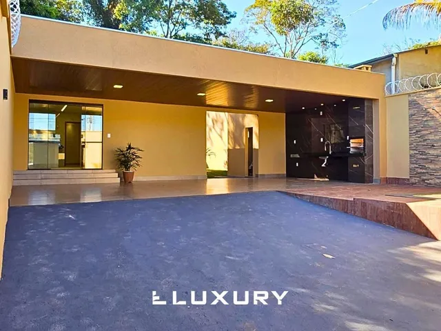 Imagem: Casa com Piscina e 3 Quartos no Parque das