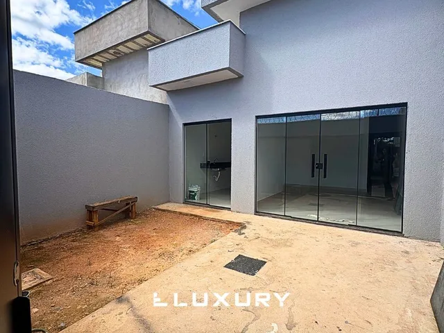 Imagem 2: Casa com Suíte e Closet à Venda no Residencial Prado