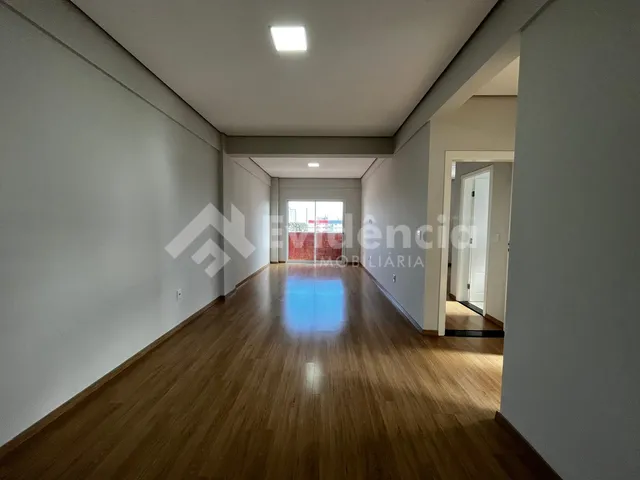 Imagem 9: APARTAMENTO PARA LOCAÇÃO NO CENTRO DE GUARAPUAVA COZINHA PLANEJADA VAGA