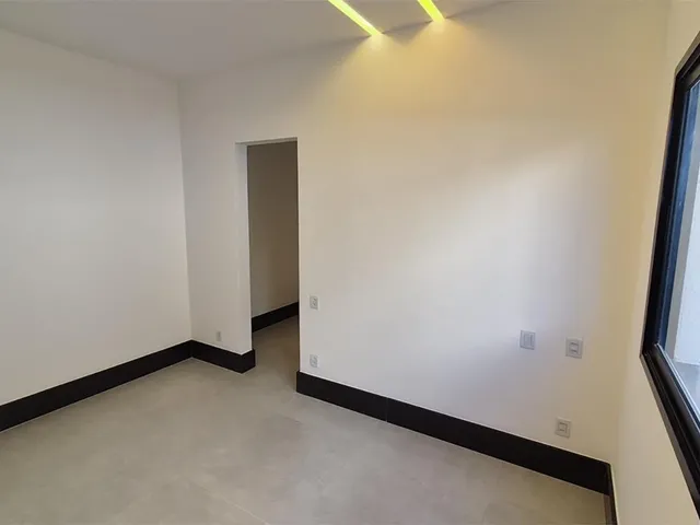 Imagem 8: Casa Linear no Jardins Veneza, 4 suítes, 398m², 3 vagas, lazer privativo