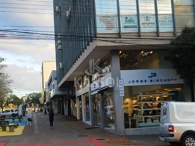 Imagem 8: Ótima sala comercial/escritório, centralíssima. em cima Cacau Show na R.Pe.Champagnat