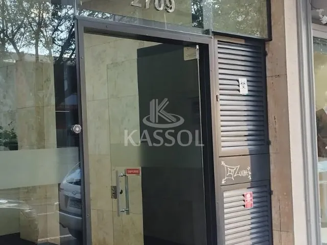 Imagem 6: Ótima sala comercial/escritório, centralíssima. em cima Cacau Show na R.Pe.Champagnat