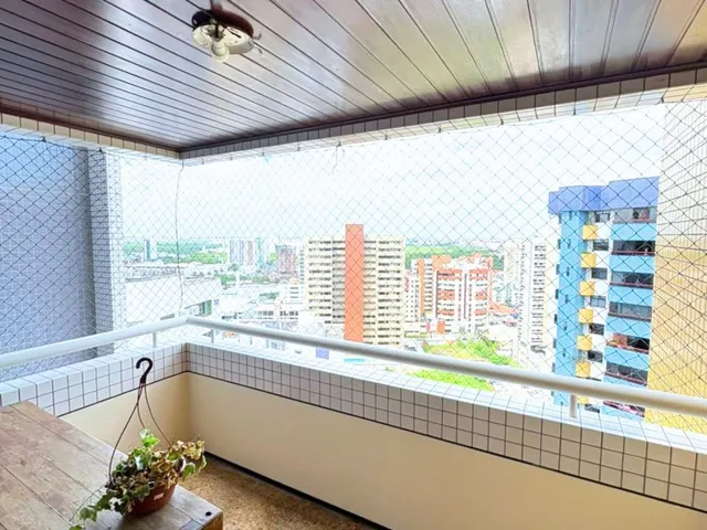 Imagem 5: Ed. Dom Carlos I Renascença