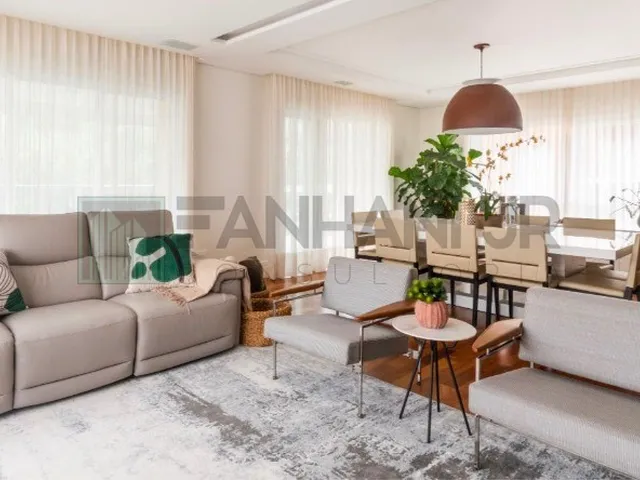 Imagem 7: Apartamento reformado em Moema: 3 quartos, 3 suítes, 3 salas, 4 banheiros, 4 vagas de