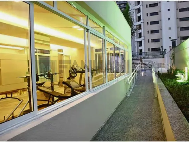 Imagem 5: Apartamento reformado em Moema: 3 quartos, 3 suítes, 3 salas, 4 banheiros, 4 vagas de