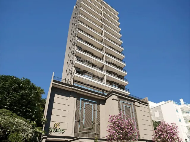Imagem 7: Lançamento no centro de Itajaí - Plantas 2 suítes e 1 suíte + 1 dormitório