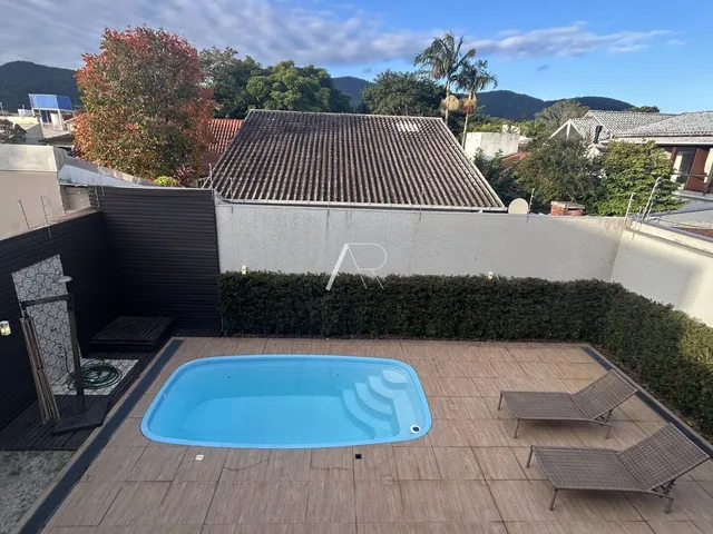 Imagem 6: Casa de Alto Padrão À Venda
