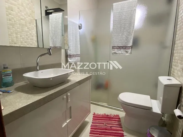 Imagem 7: EXCELENTE SOBRADO COM 1 SUITE E 2 QUARTOS, NAZARE, MEDIANEIRA - PR