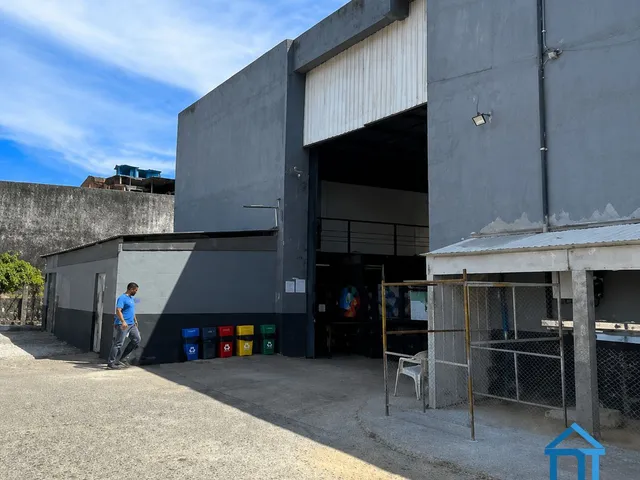 Imagem: Conjunto de Galpões Comerciais