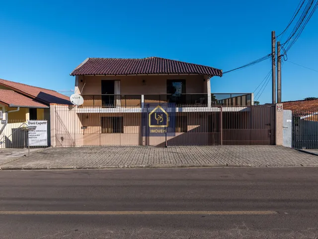 Imagem 11: Casa Térrea com 9 dormitórios (2 suítes) à venda. São 480 m² privativos por R