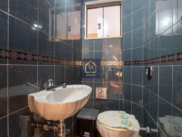 Imagem 5: Casa Térrea com 9 dormitórios (2 suítes) à venda. São 480 m² privativos por R