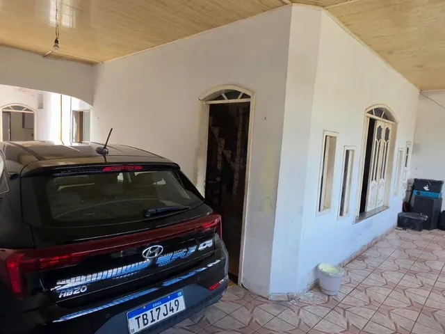 Imagem 5: Casa de 2 Andares com 4 Quartos à Venda na Cabanagem – Quintal e Garagem Coberta