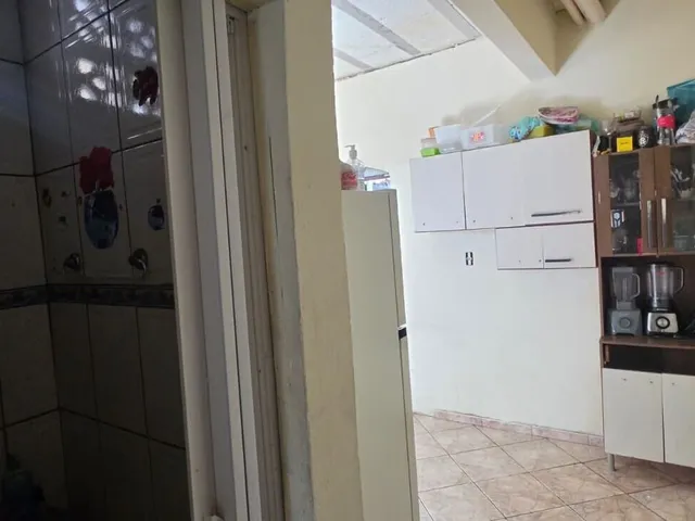 Imagem 10: Casa de 2 Andares com 4 Quartos à Venda na Cabanagem – Quintal e Garagem Coberta