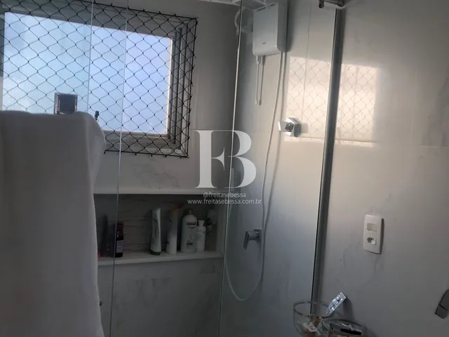 Imagem 12: Apartamento espaçoso e iluminado em localização privilegiada no coração do bairro