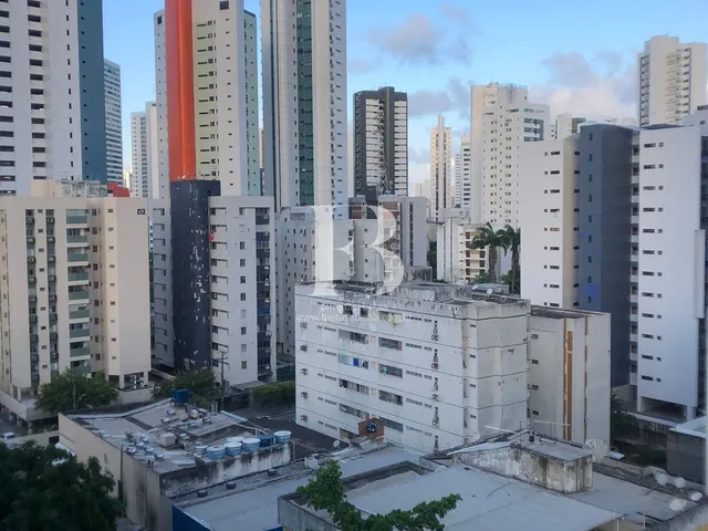 Imagem 5: Apartamento espaçoso e iluminado em localização privilegiada no coração do bairro