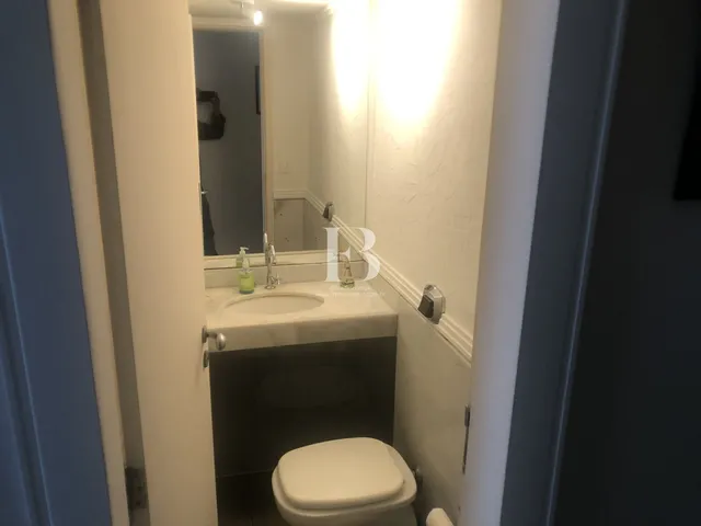 Imagem 13: Apartamento na Rua Setúbal espaçoso com 198m² e 4 quartos, bem localizado com área de