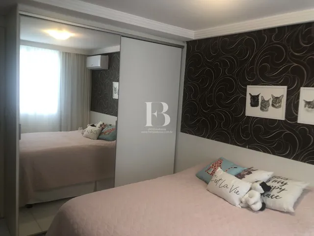 Imagem 11: Apartamento na Rua Setúbal Espaçoso com 198M² e 4 Quartos, Bem Localizado com Área De