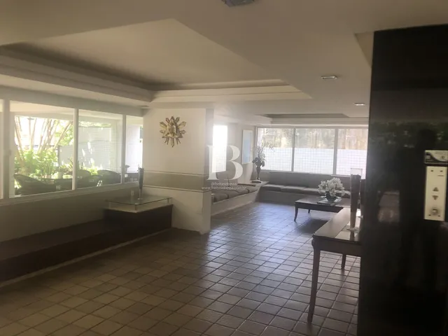 Imagem 8: Apartamento na Rua Setúbal espaçoso com 198m² e 4 quartos, bem localizado com área de
