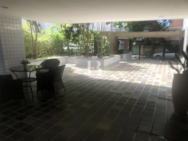 Imagem 16: Apartamento na Rua Setúbal espaçoso com 198m² e 4 quartos, bem localizado com área de