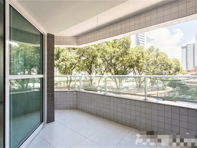 Imagem 5: Apartamento com 144m² com 4 quartos no Espinheiro