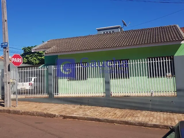 Imagem: Casa à venda no bairro Santa Felicidade