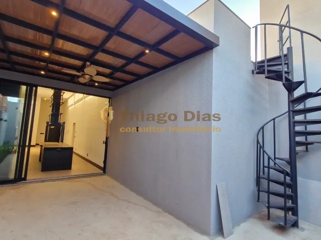 Imagem: Casa moderna à venda com 3 suítes, cozinha