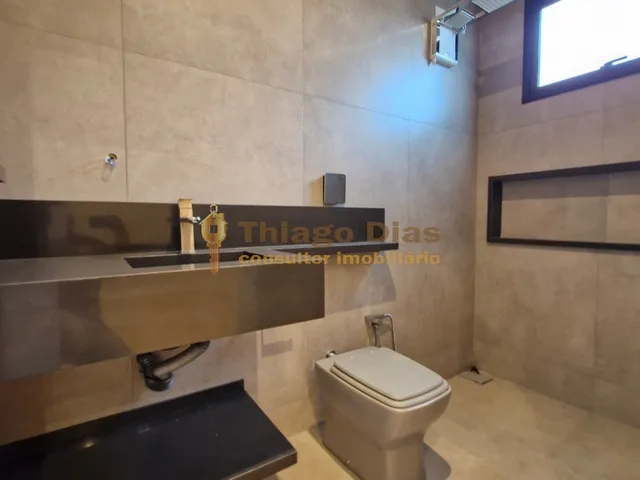 Imagem 7: Casa moderna à venda com 3 suítes, cozinha gourmet com churrasqueira, quintal, solarium