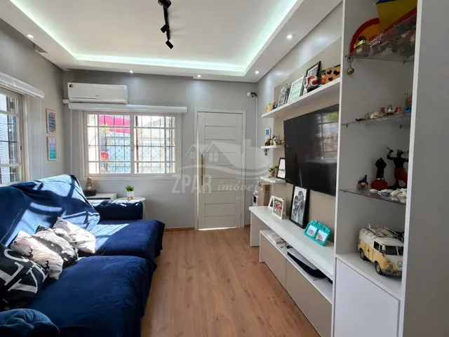 Imagem 8: ZPAR IMÓVEIS VENDE Ampla casa em Porto Alegre-RS, bairro Hípica, 5 quartos, 1 suíte, 3