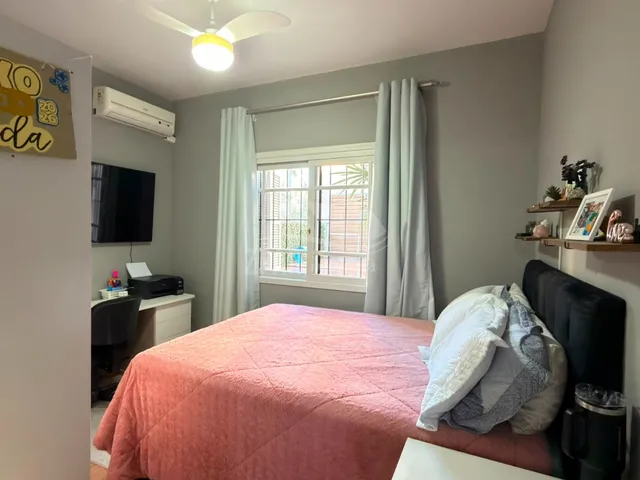 Imagem 11: ZPAR IMÓVEIS VENDE Ampla casa em Porto Alegre-RS, bairro Hípica, 5 quartos, 1 suíte, 3