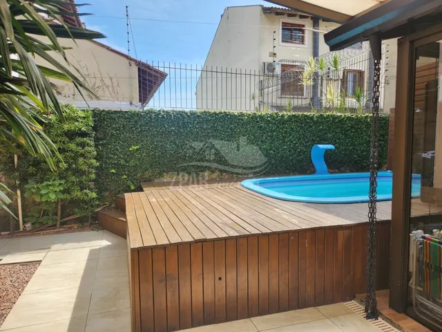 Imagem 15: ZPAR IMÓVEIS VENDE Ampla casa em Porto Alegre-RS, bairro Hípica, 5 quartos, 1 suíte, 3