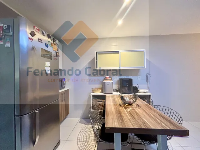 Imagem 3: Imperdível Apartamento de Luxo com 4 Quartos em Icaraí, Niterói-RJ: 157m², 2 Suítes