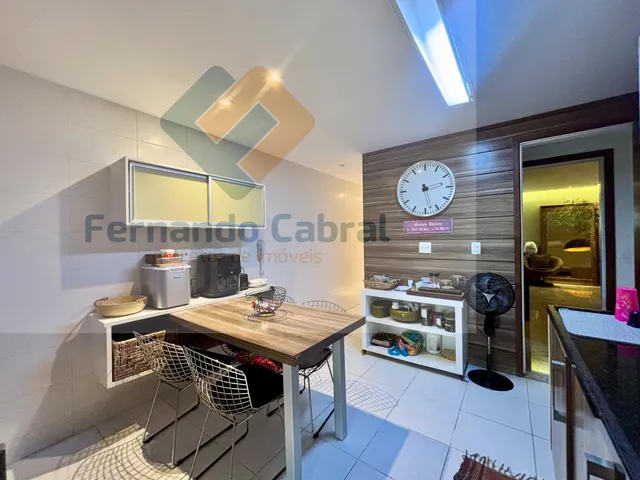 Imagem 10: Imperdível Apartamento de Luxo com 4 Quartos em Icaraí, Niterói-RJ: 157m², 2 Suítes