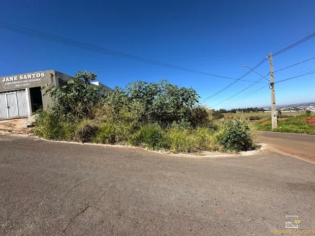 Imagem 3: Terreno à venda no bairro Jardim Esperança - Patos de Minas/MG