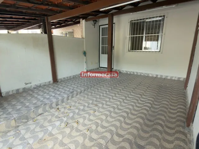 Imagem: Imperdível Casa em Condomínio à Venda
