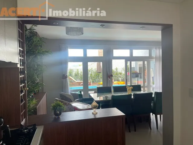 Imagem 4: CASA RESIDENCIAL em FLORIANÓPOLIS - SC, COQUEIROS