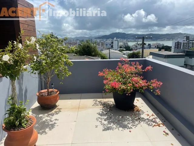 Imagem 6: CASA RESIDENCIAL em FLORIANÓPOLIS - SC, COQUEIROS